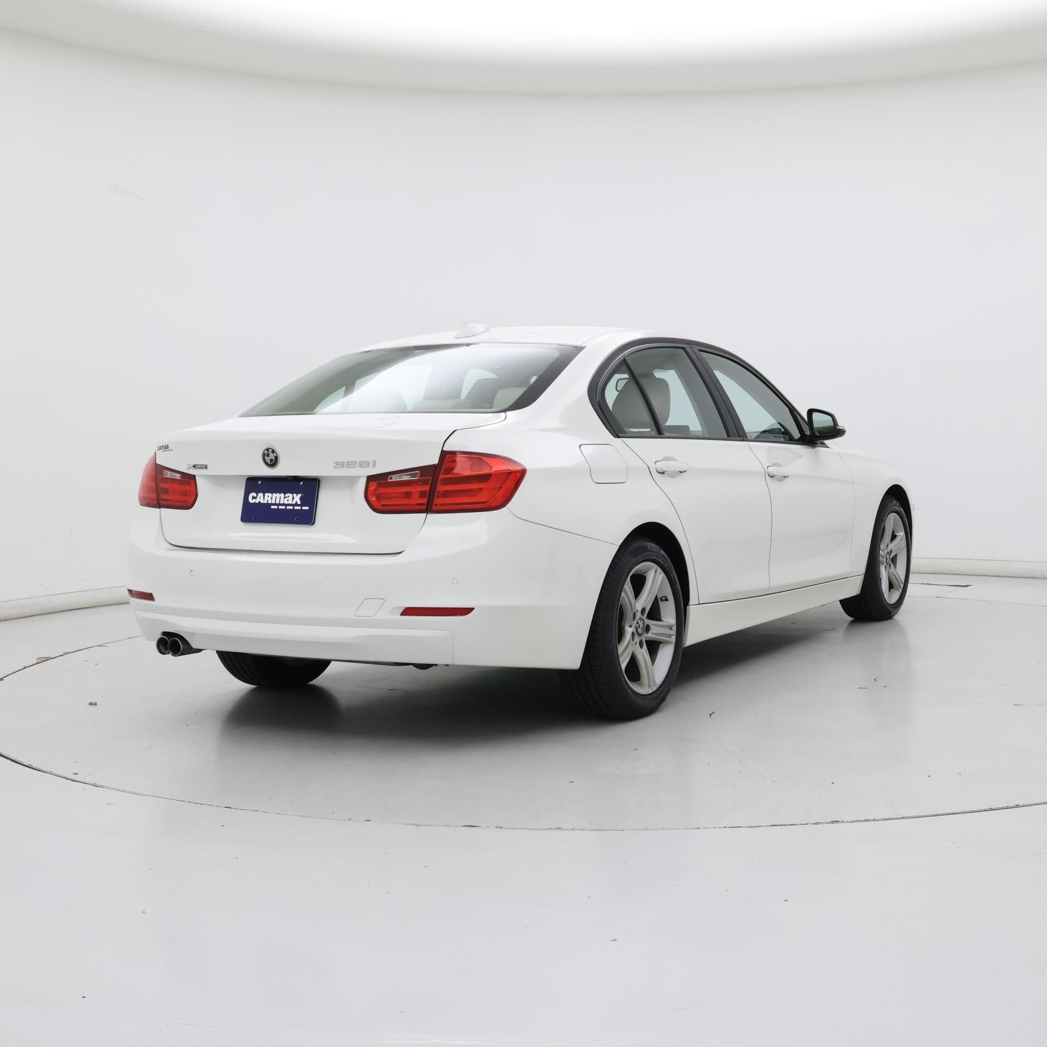 Thumbnail: 2015 BMW 3 Series - 8