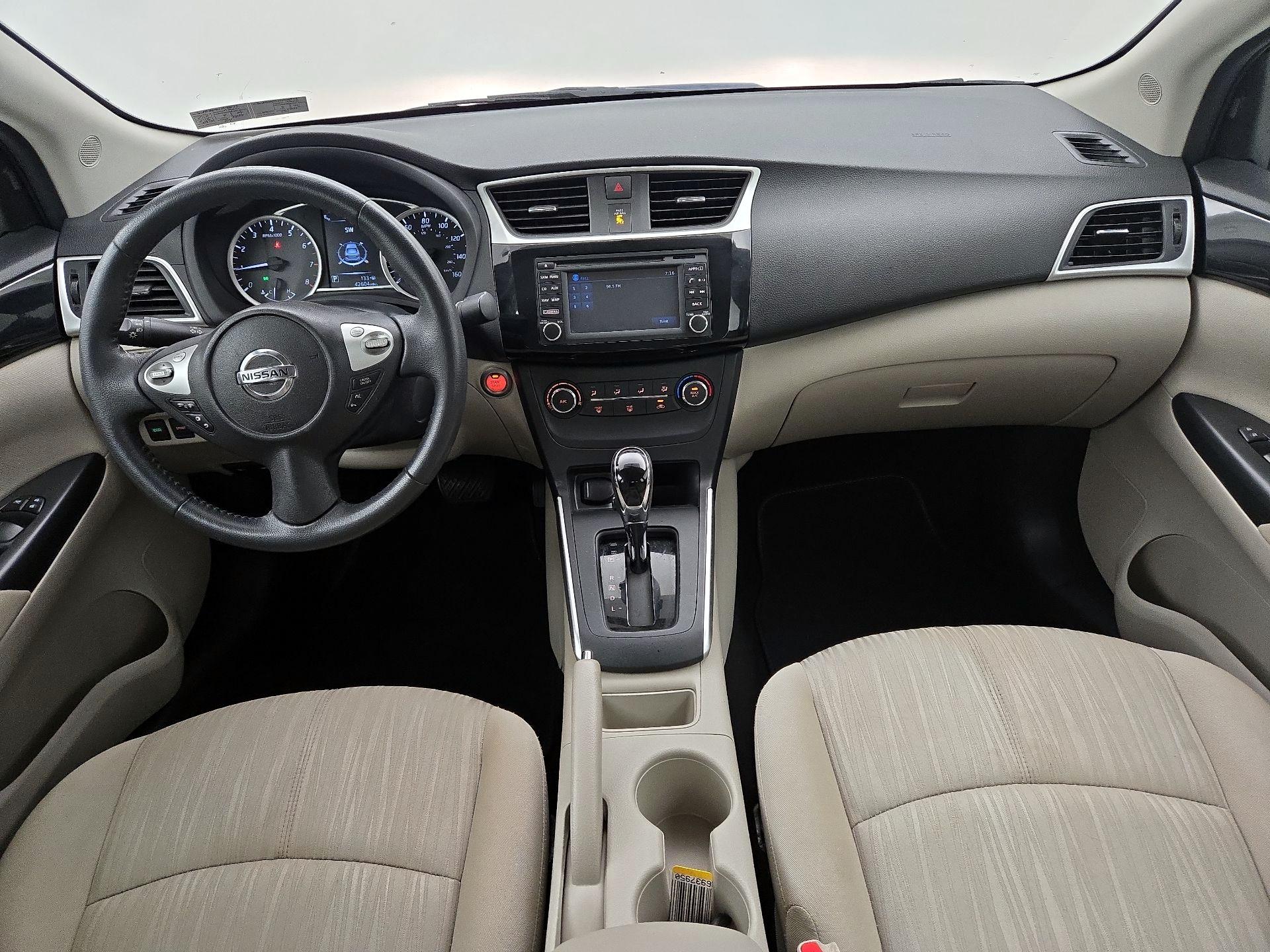 Thumbnail: 2017 Nissan Sentra - 9