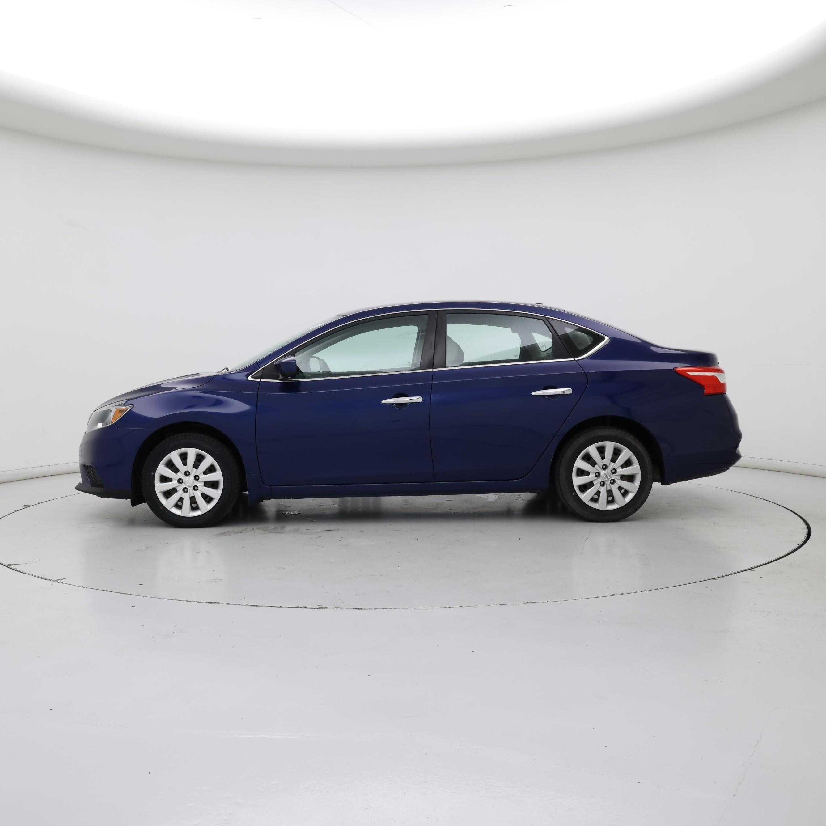 Thumbnail: 2017 Nissan Sentra - 3
