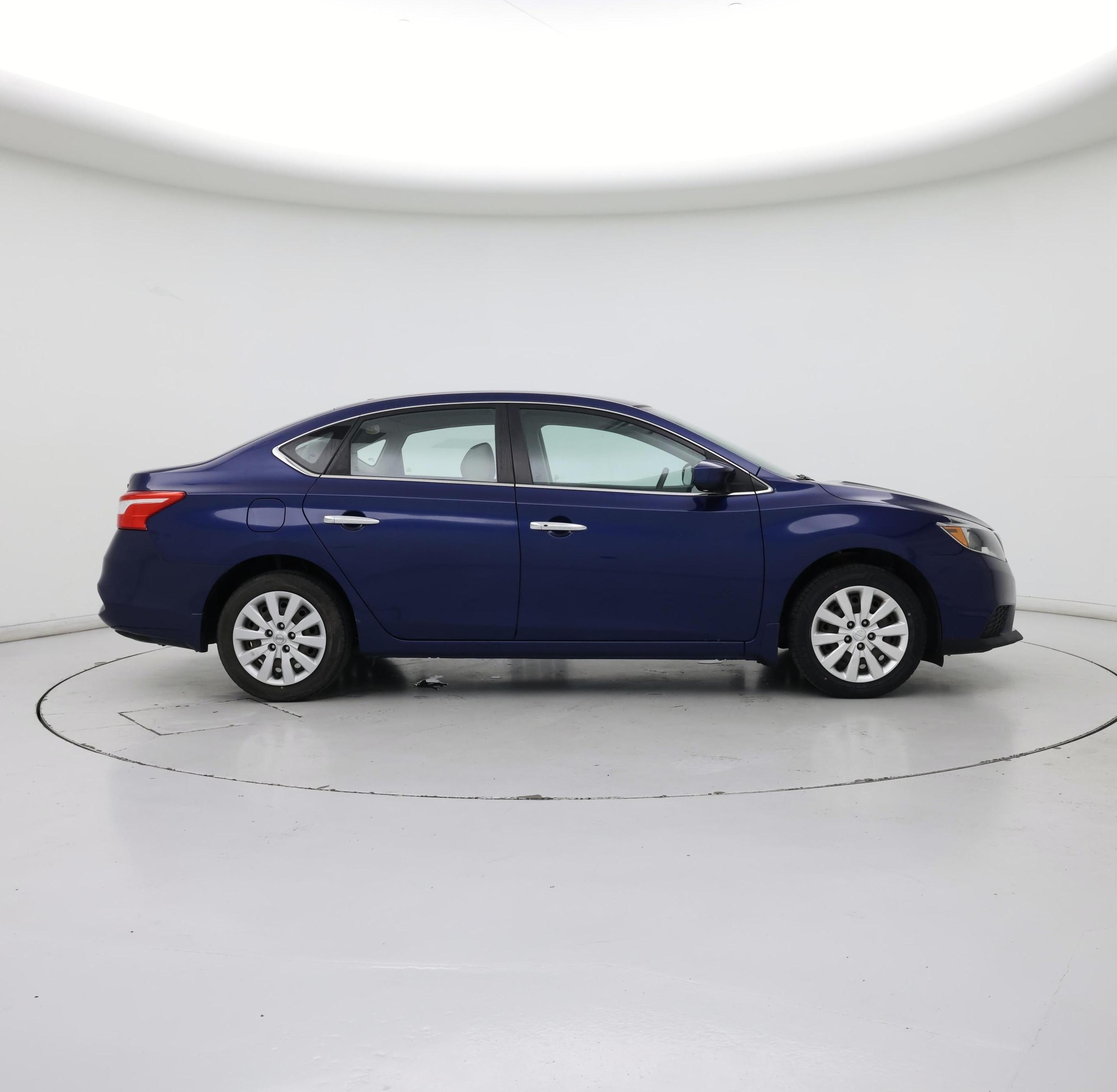 Thumbnail: 2017 Nissan Sentra - 7
