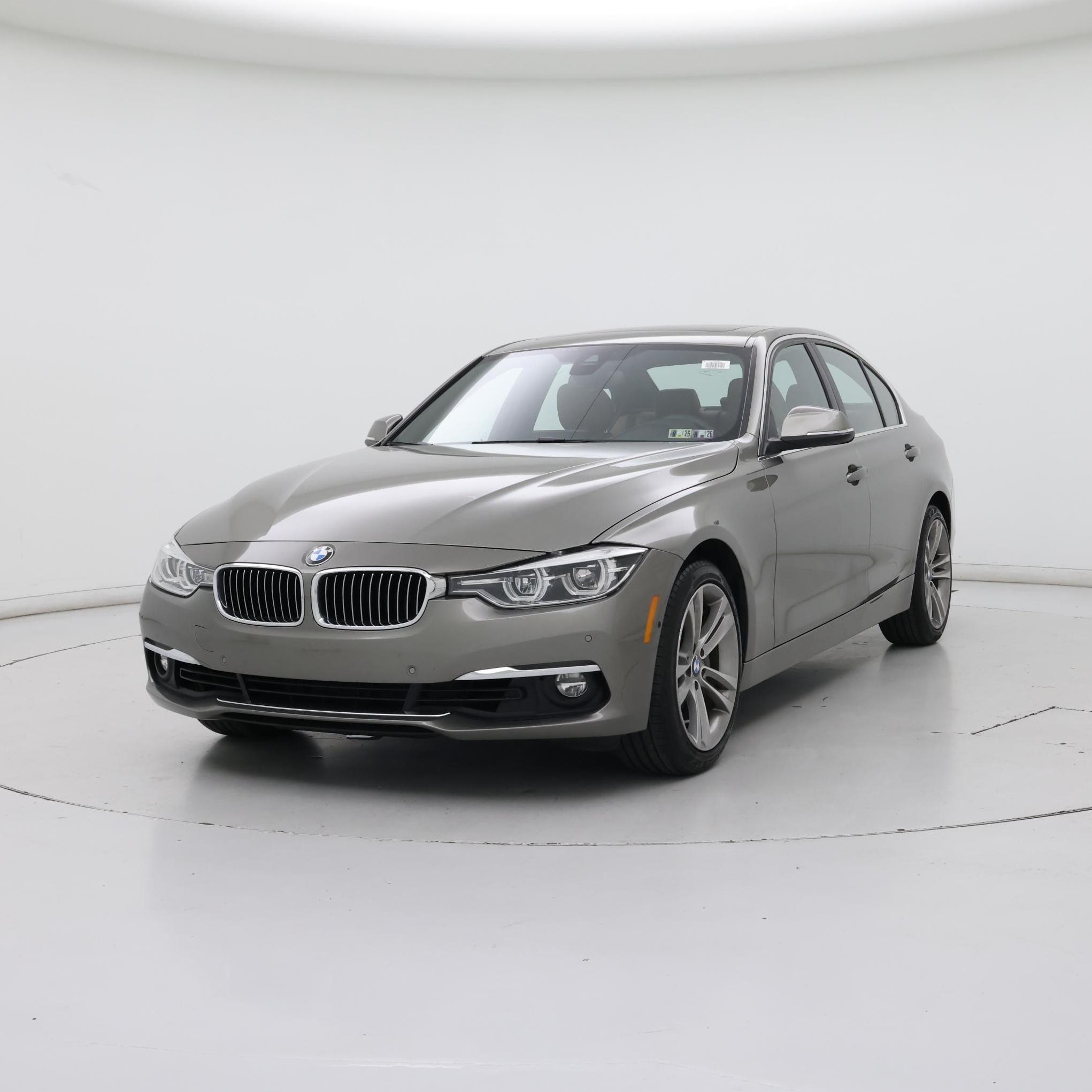 Thumbnail: 2017 BMW 3 Series - 4