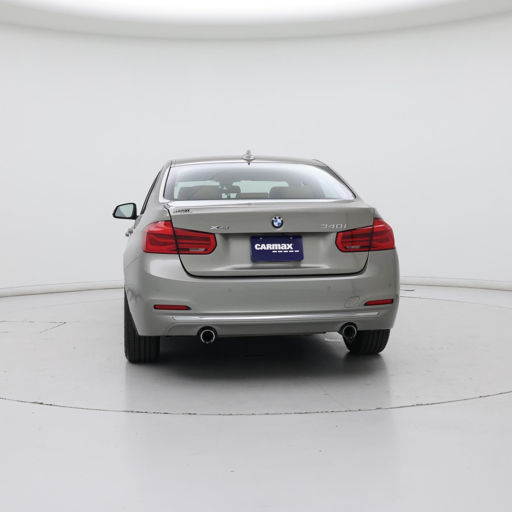 Thumbnail: 2017 BMW 3 Series - 6