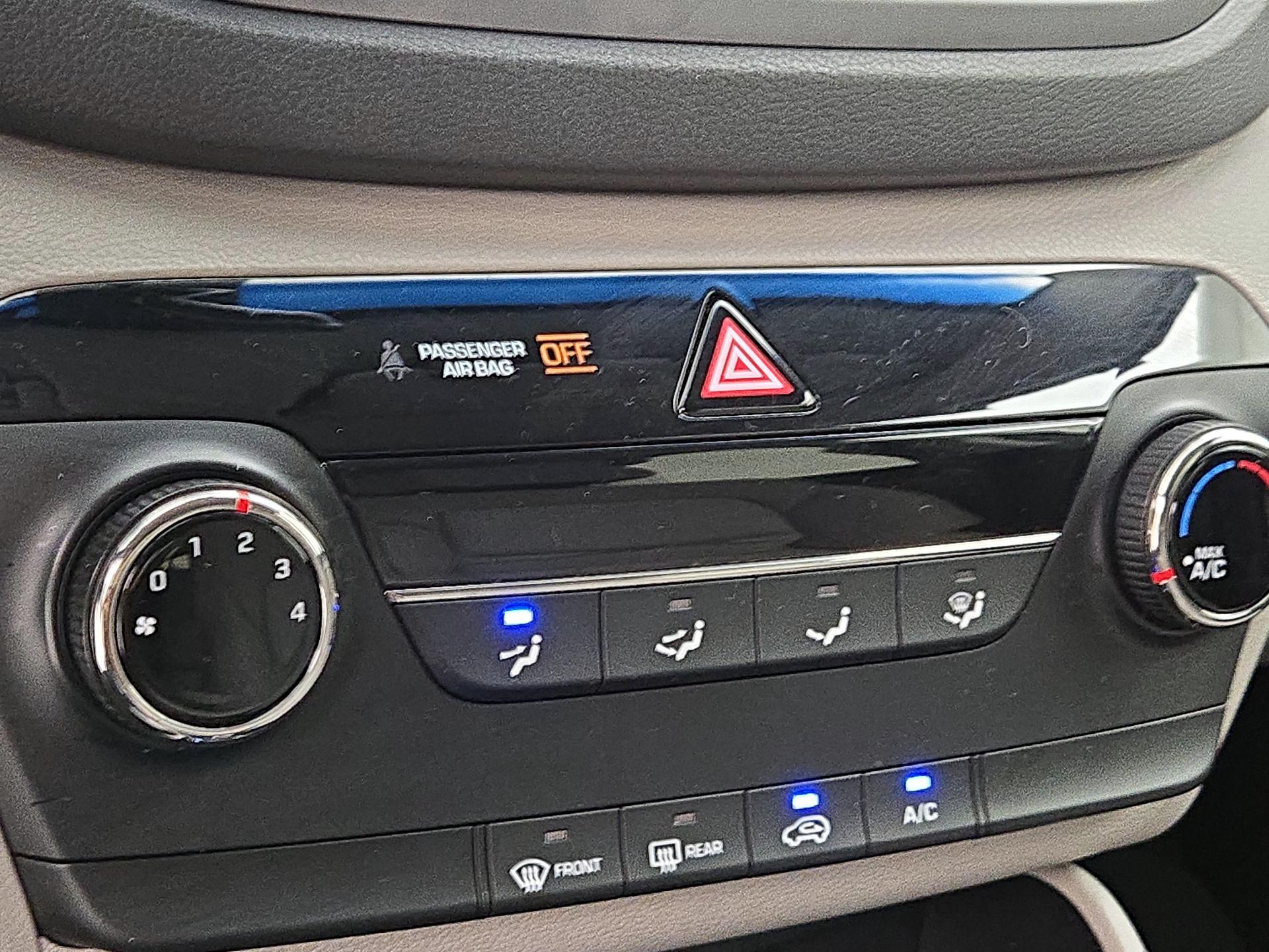 Thumbnail: 2016 Hyundai Tucson - 15