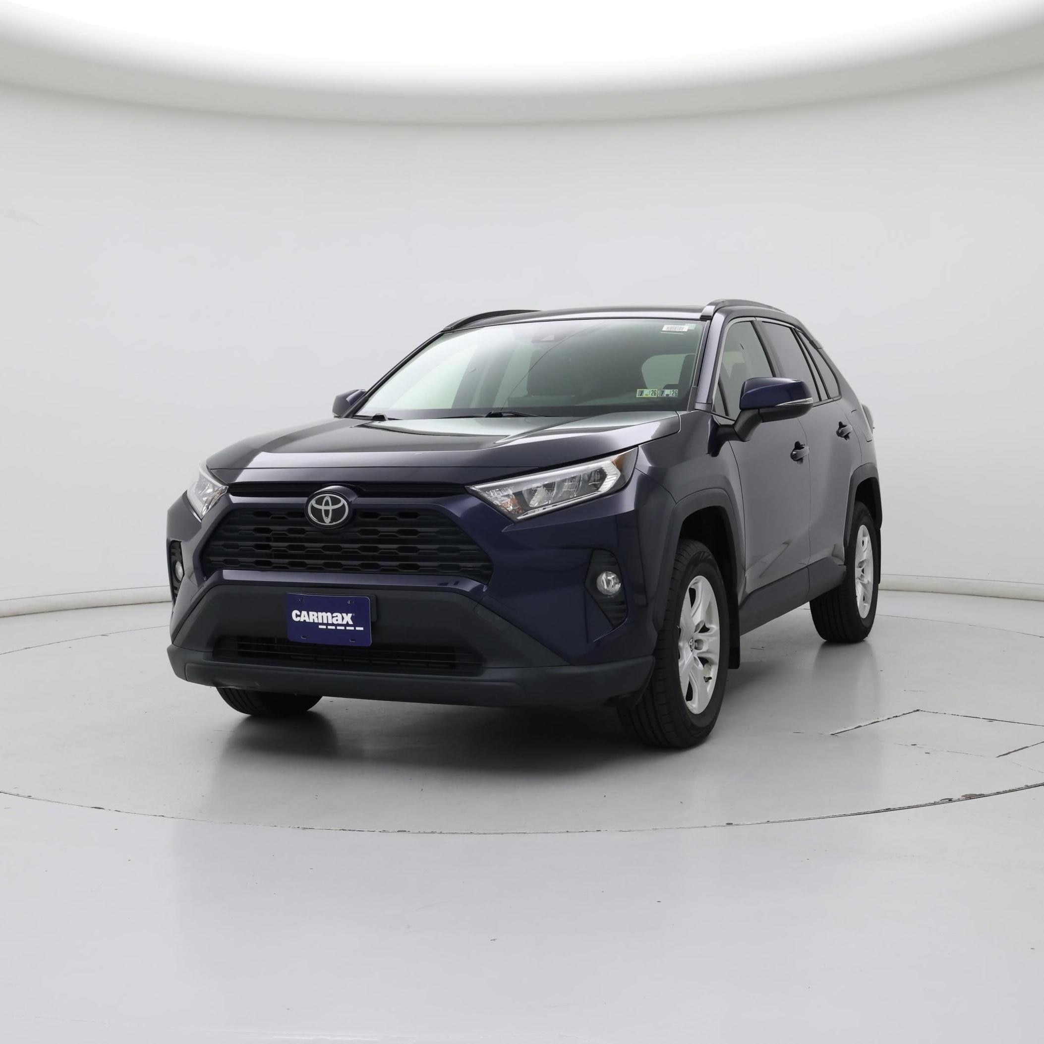 Thumbnail: 2019 Toyota RAV4 - 4