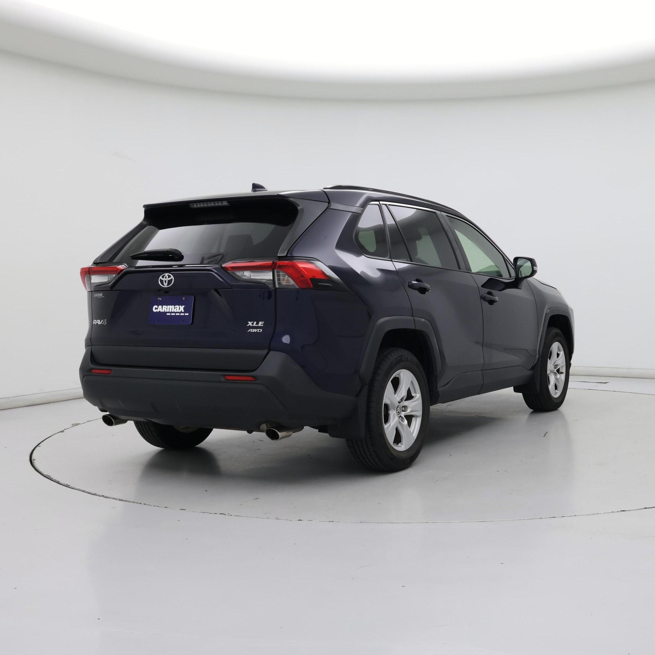 Thumbnail: 2019 Toyota RAV4 - 8