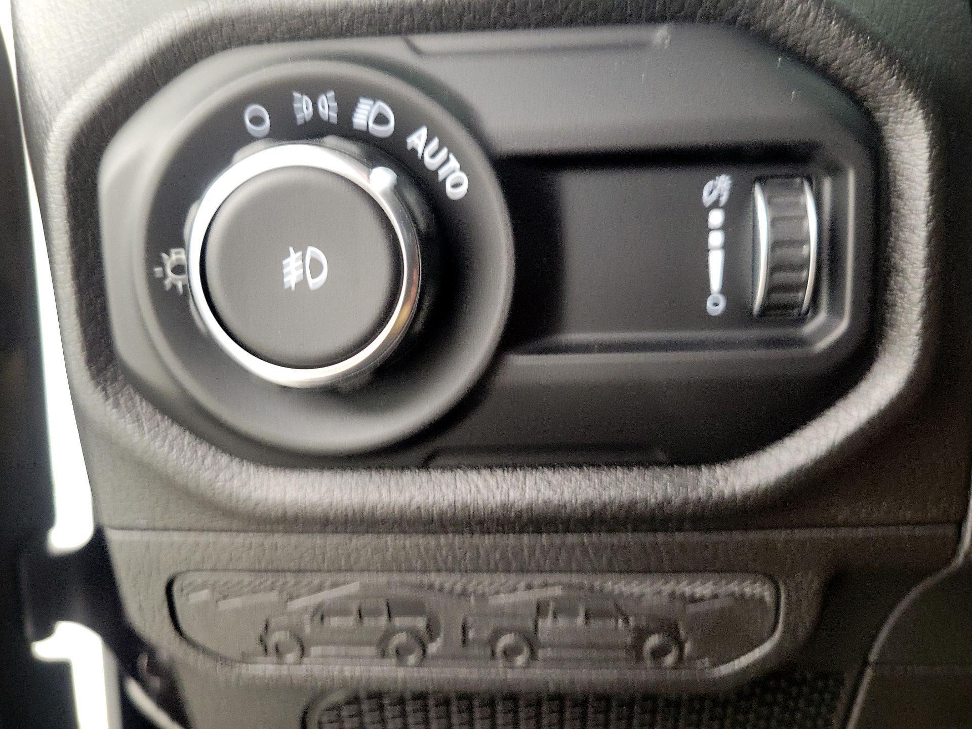 Thumbnail: 2024 Jeep Wrangler - 13
