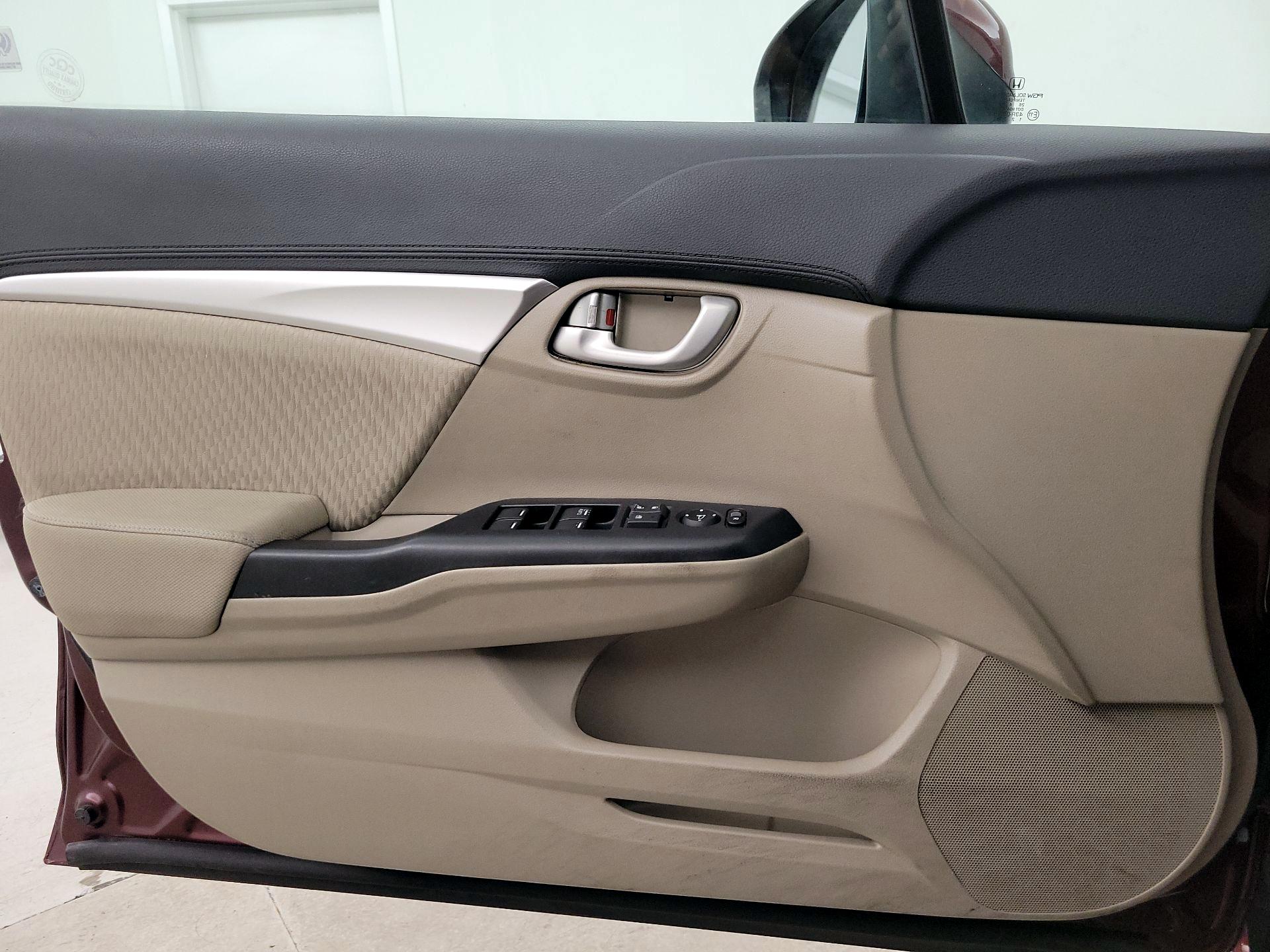 Thumbnail: 2015 Honda Civic - 12