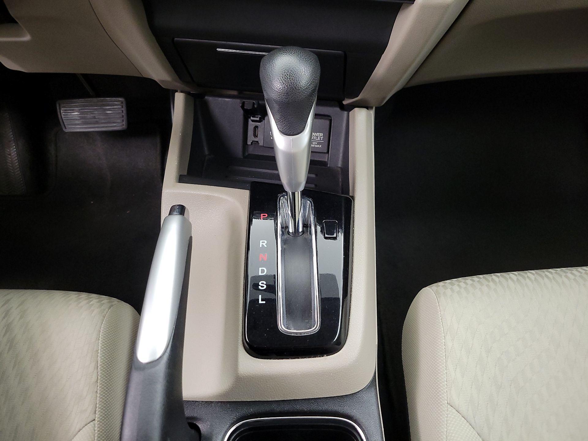 Thumbnail: 2015 Honda Civic - 17