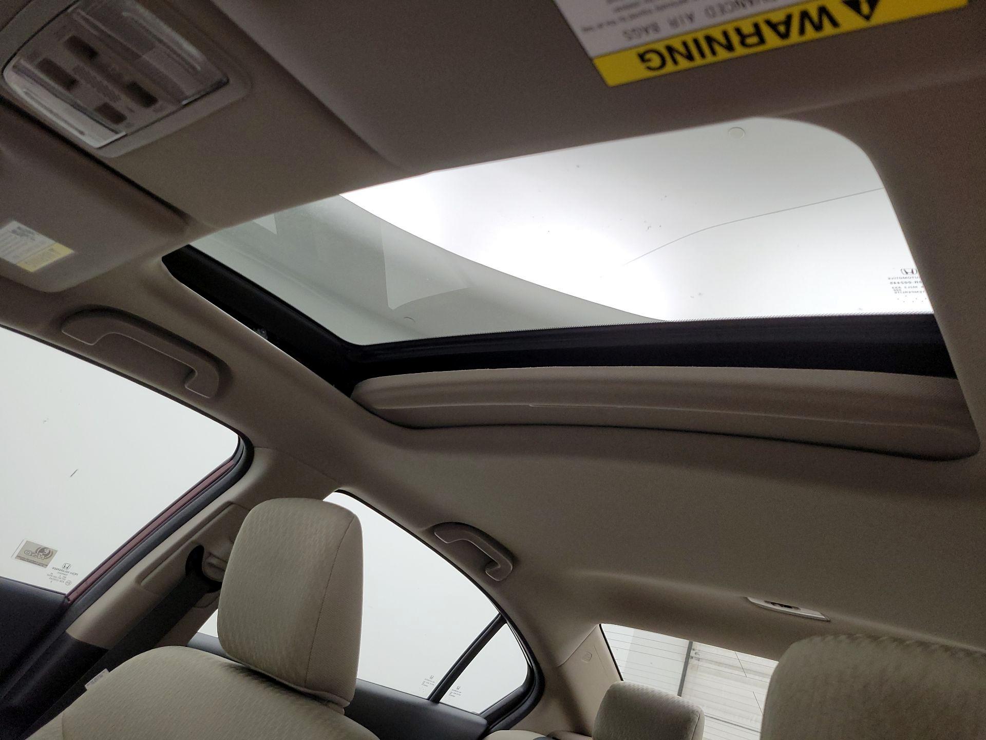Thumbnail: 2015 Honda Civic - 19