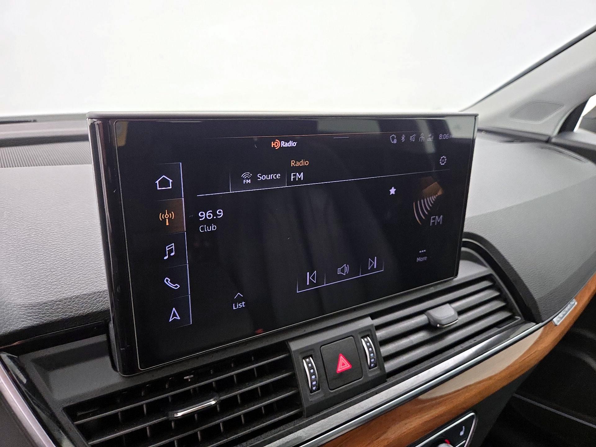 Thumbnail: 2021 Audi Q5 - 16