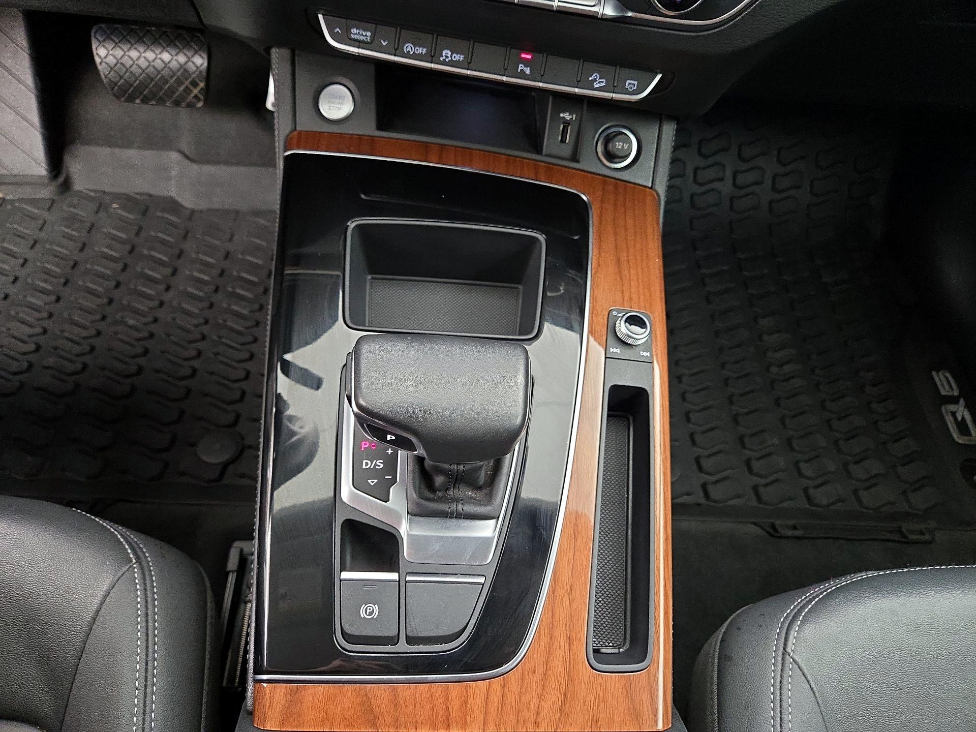 Thumbnail: 2021 Audi Q5 - 18