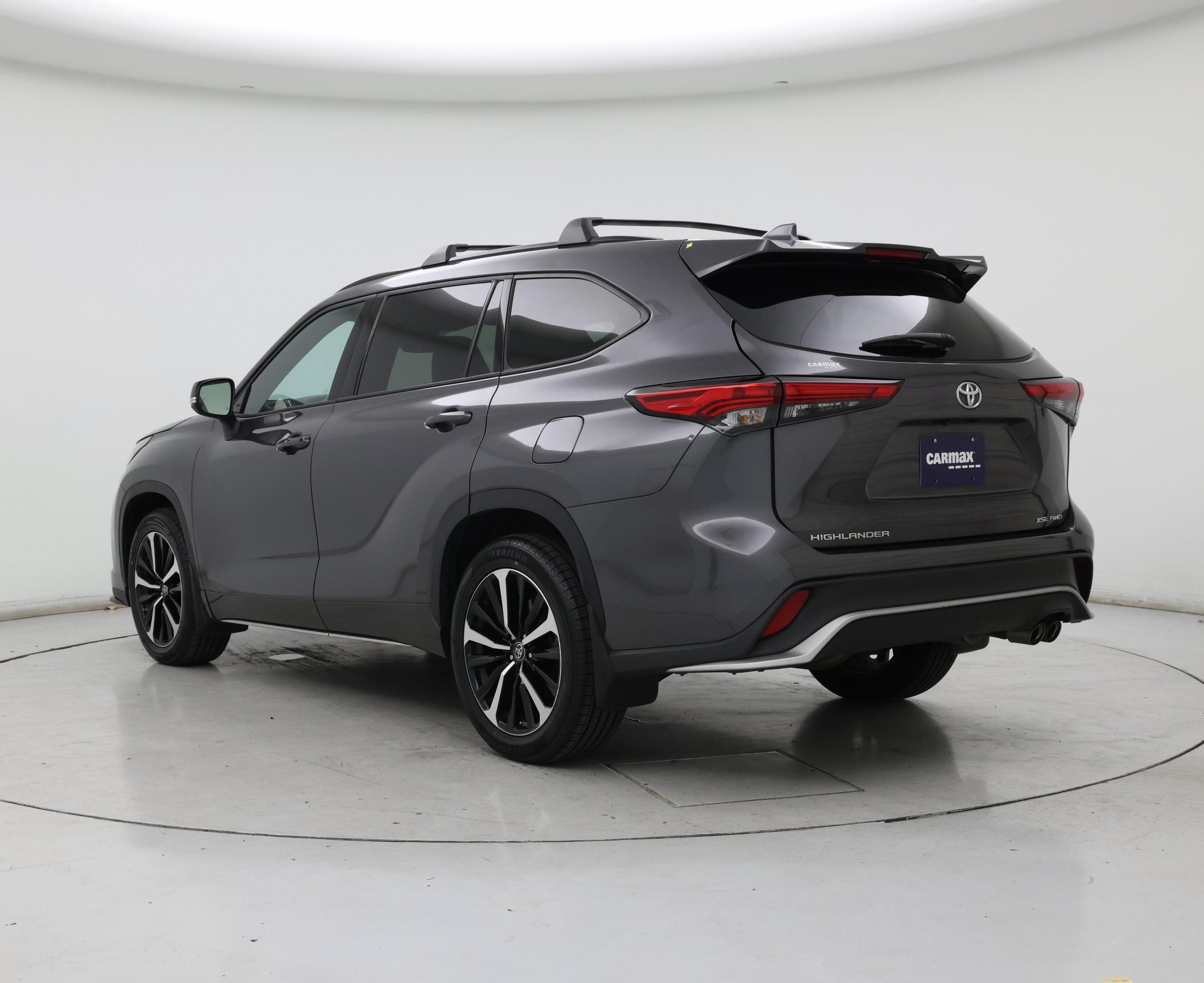 Thumbnail: 2022 Toyota Highlander - 2