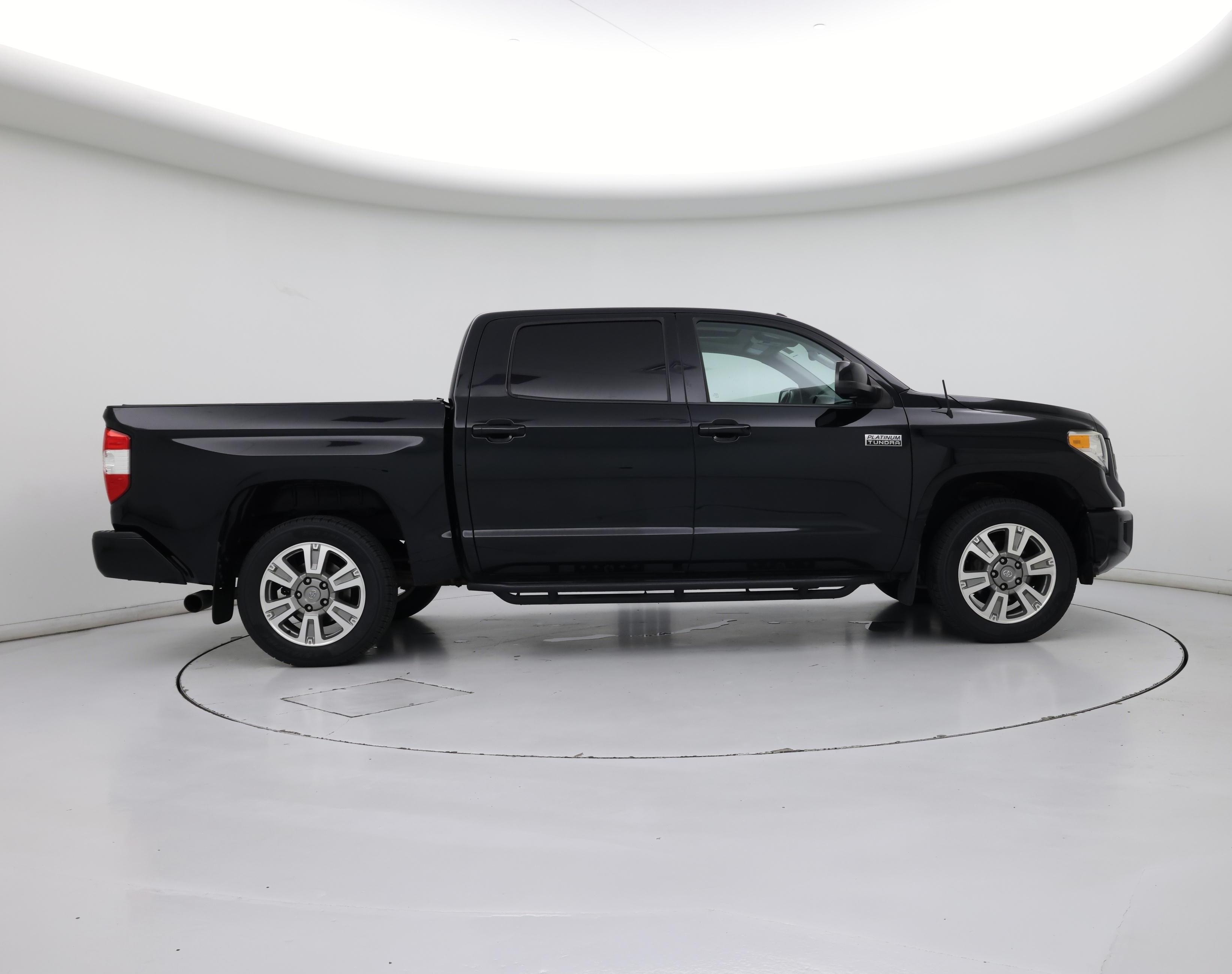 Thumbnail: 2017 Toyota Tundra - 7