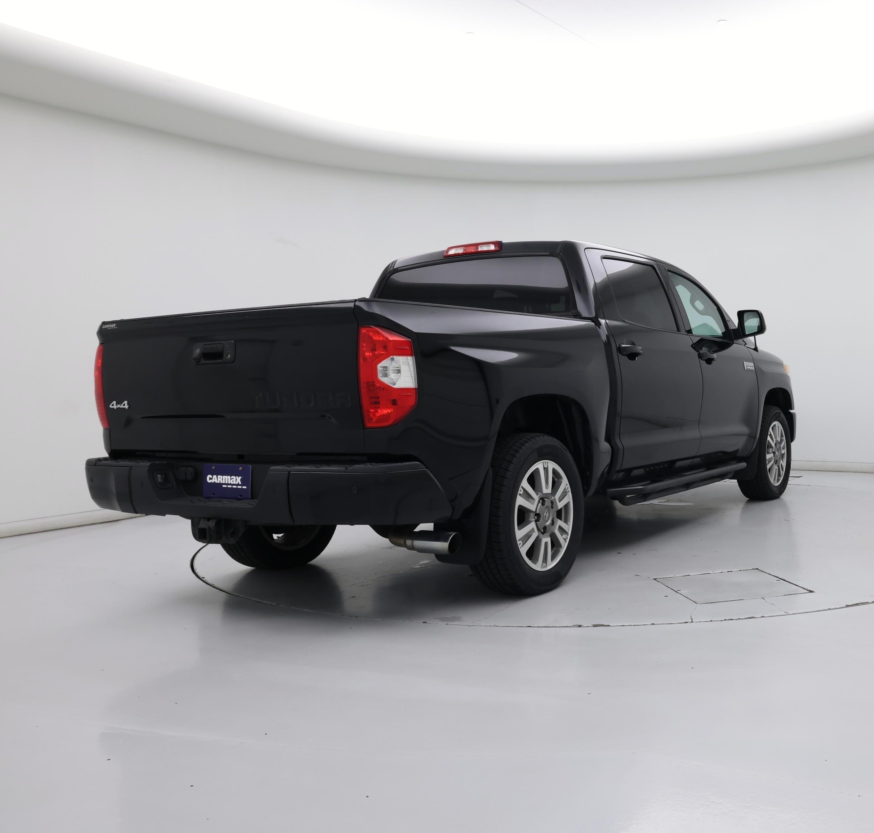 Thumbnail: 2017 Toyota Tundra - 8