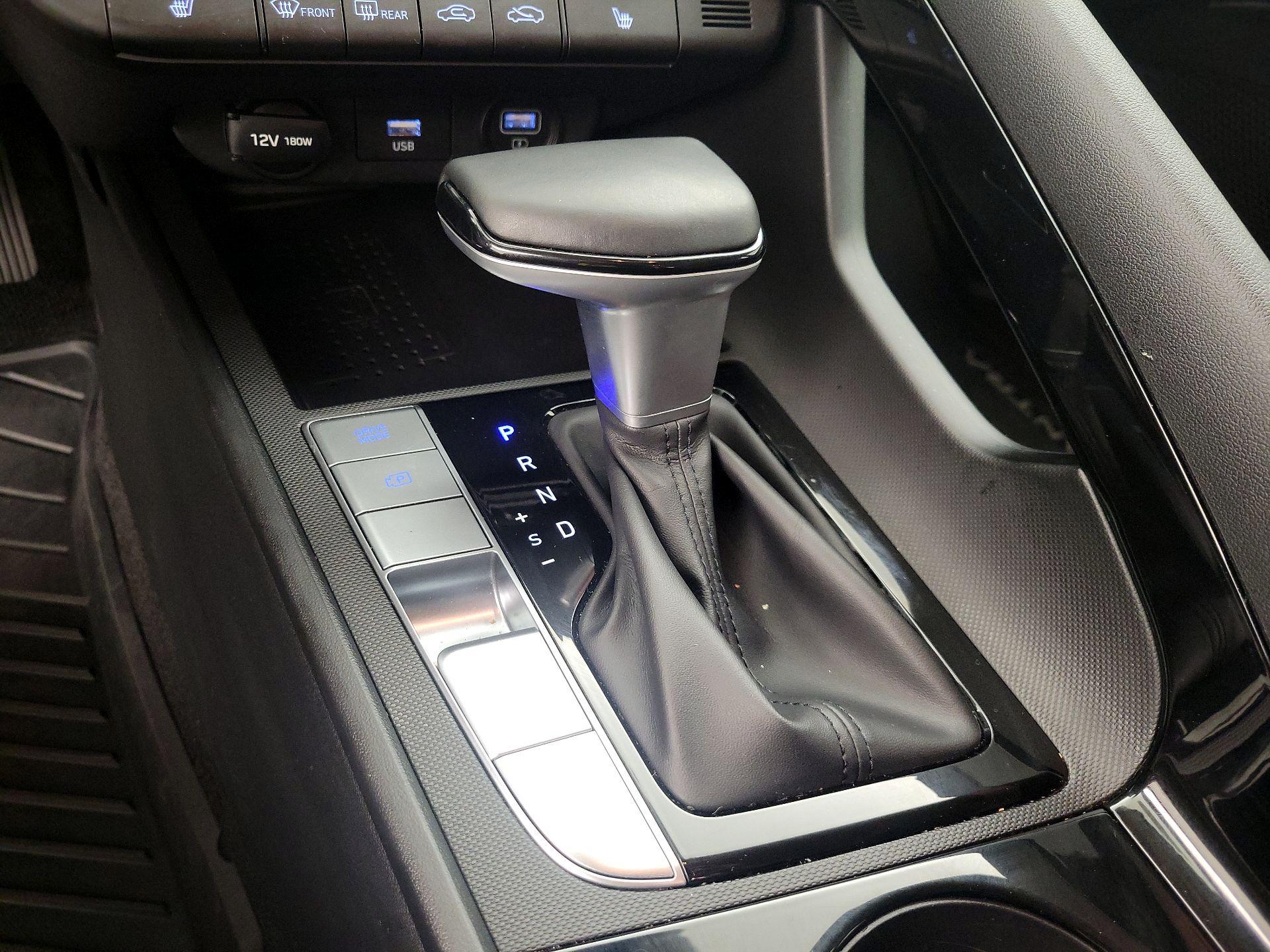 Thumbnail: 2021 Hyundai Elantra - 18