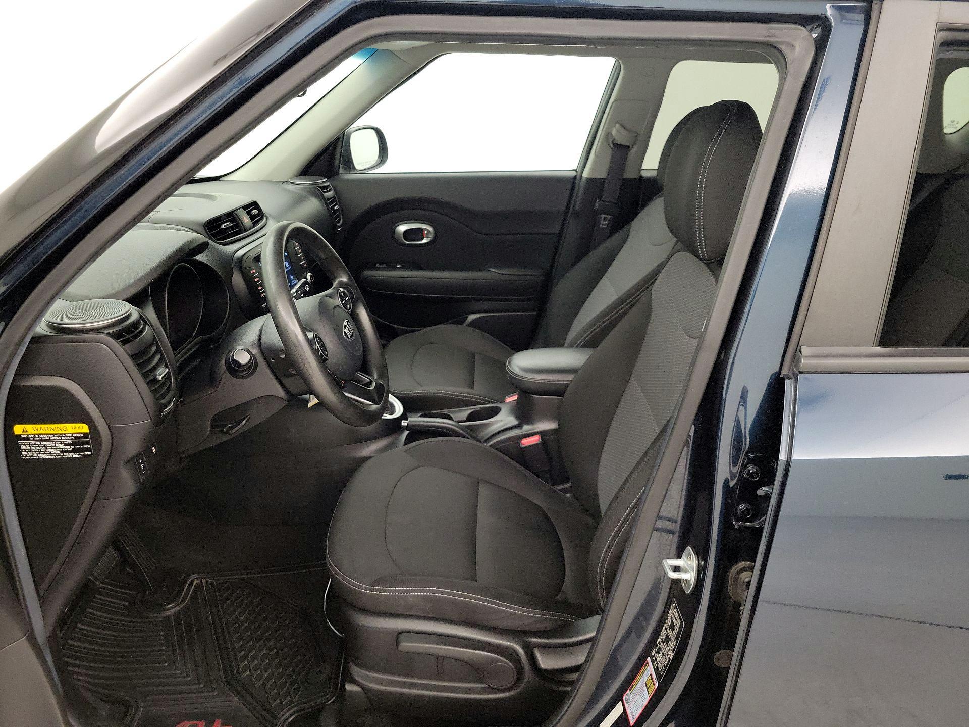 Thumbnail: 2019 Kia Soul - 11