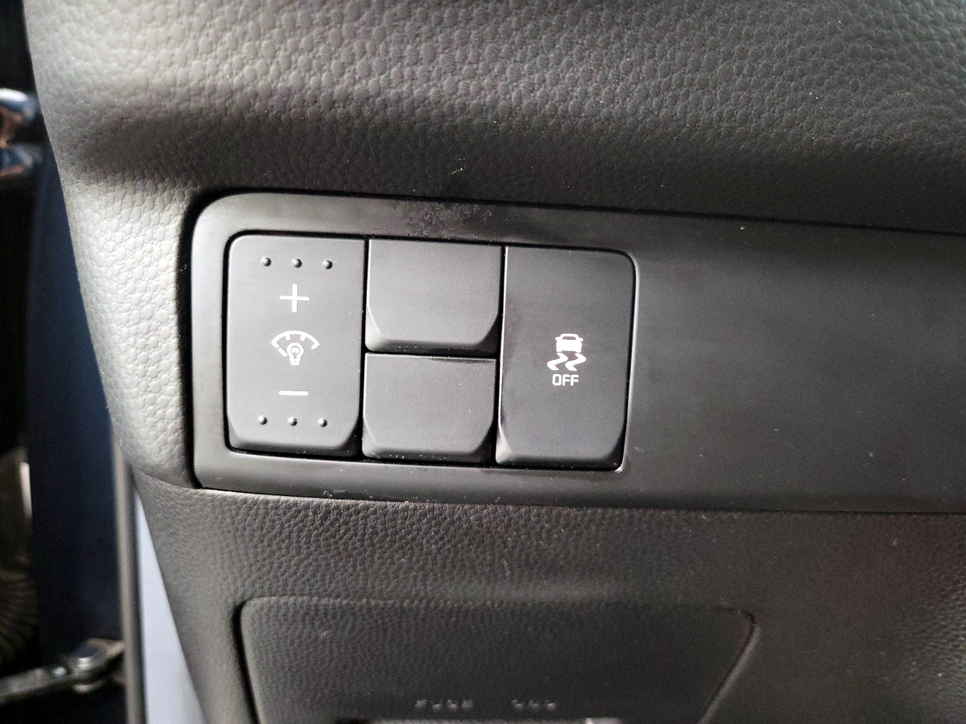 Thumbnail: 2019 Kia Soul - 13
