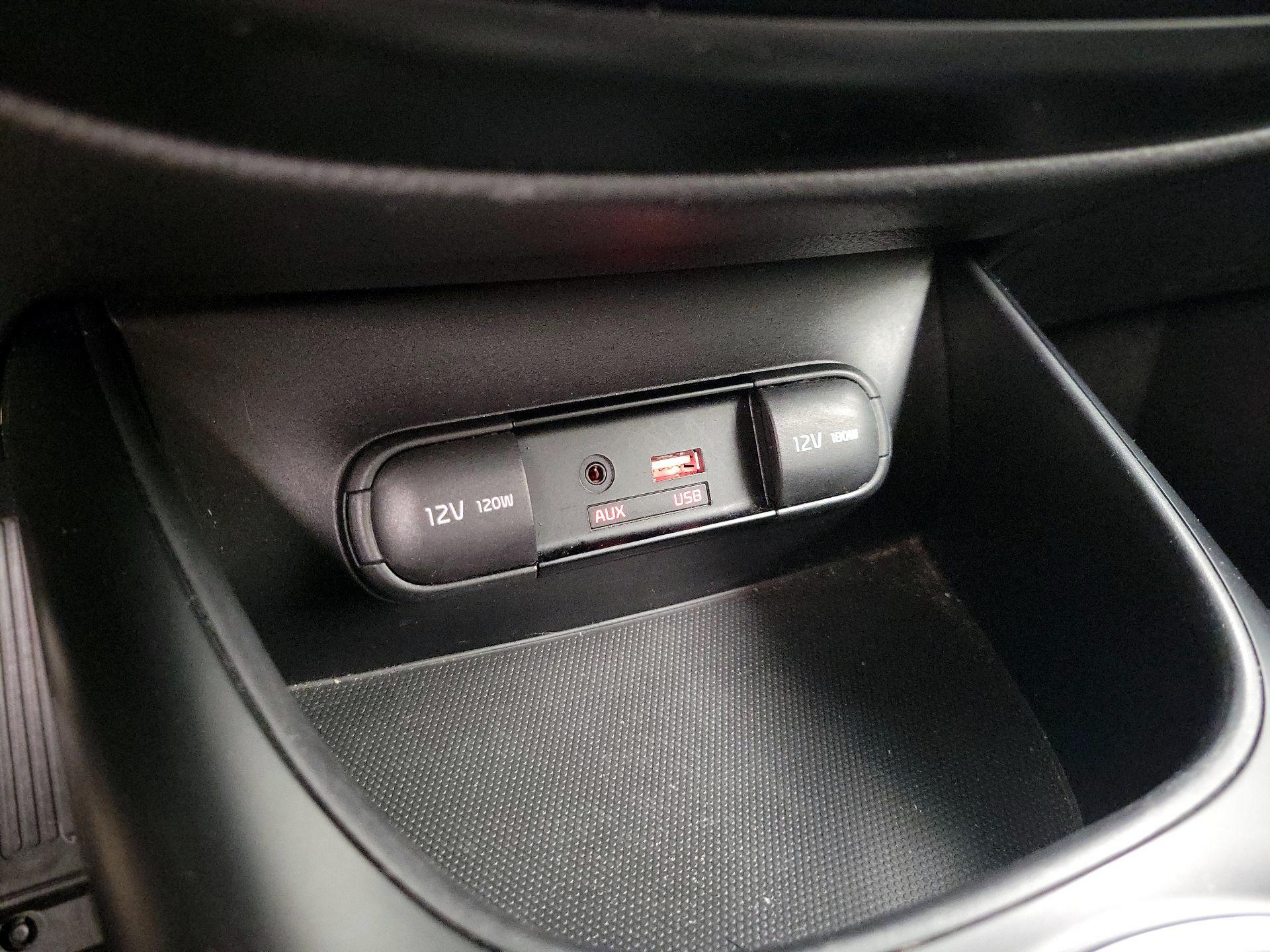 Thumbnail: 2019 Kia Soul - 18