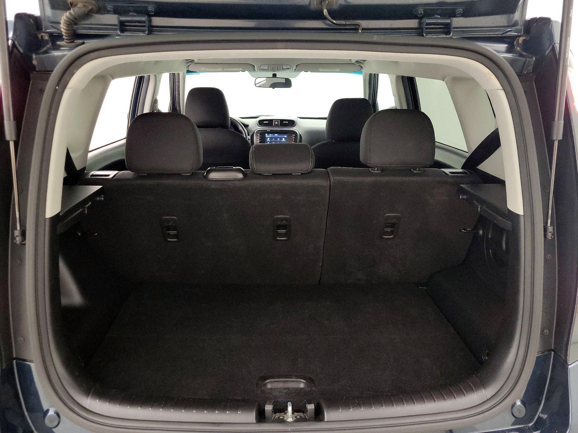 Thumbnail: 2019 Kia Soul - 20