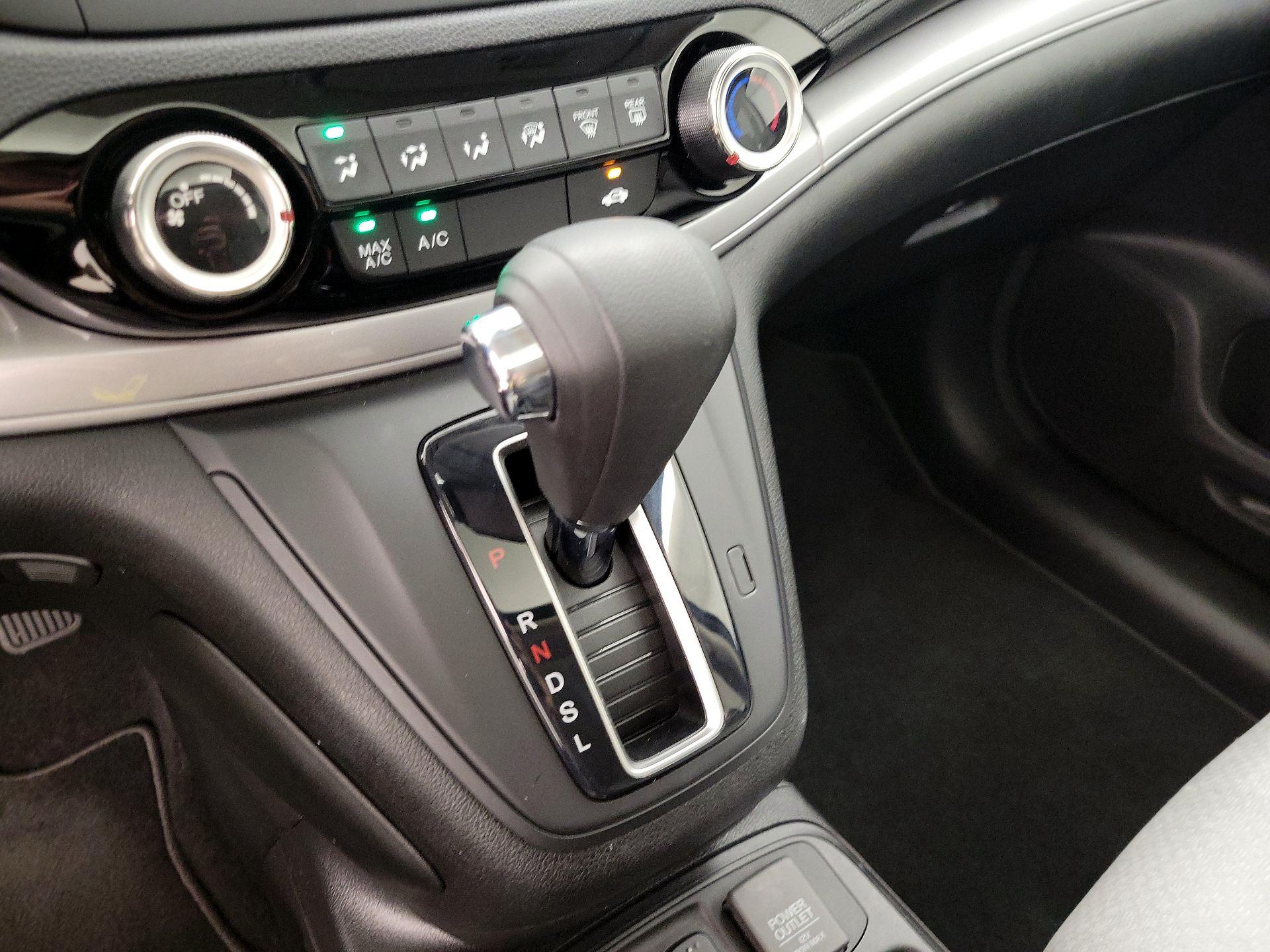 Thumbnail: 2015 Honda CR-V - 17