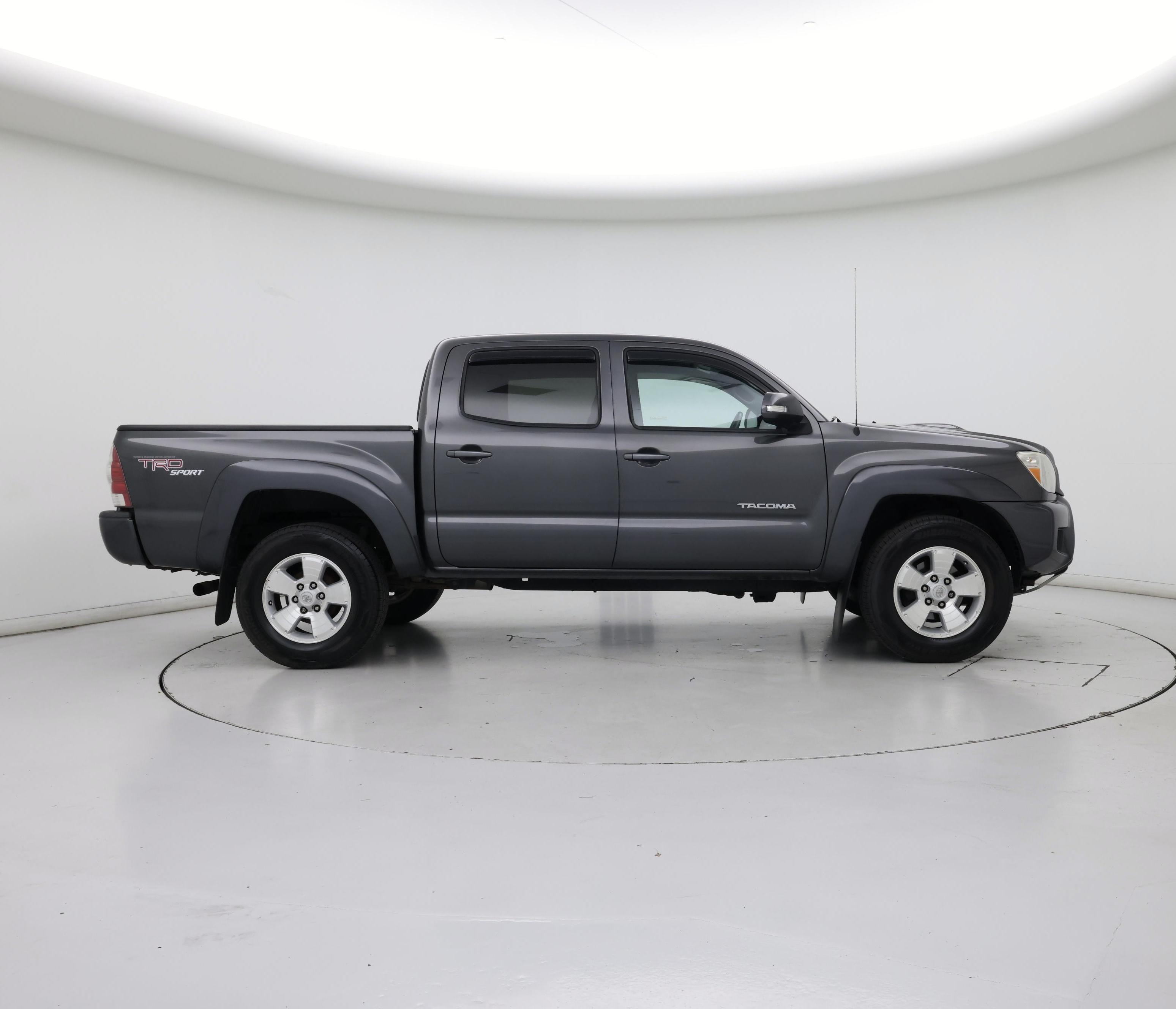 Thumbnail: 2013 Toyota Tacoma - 7