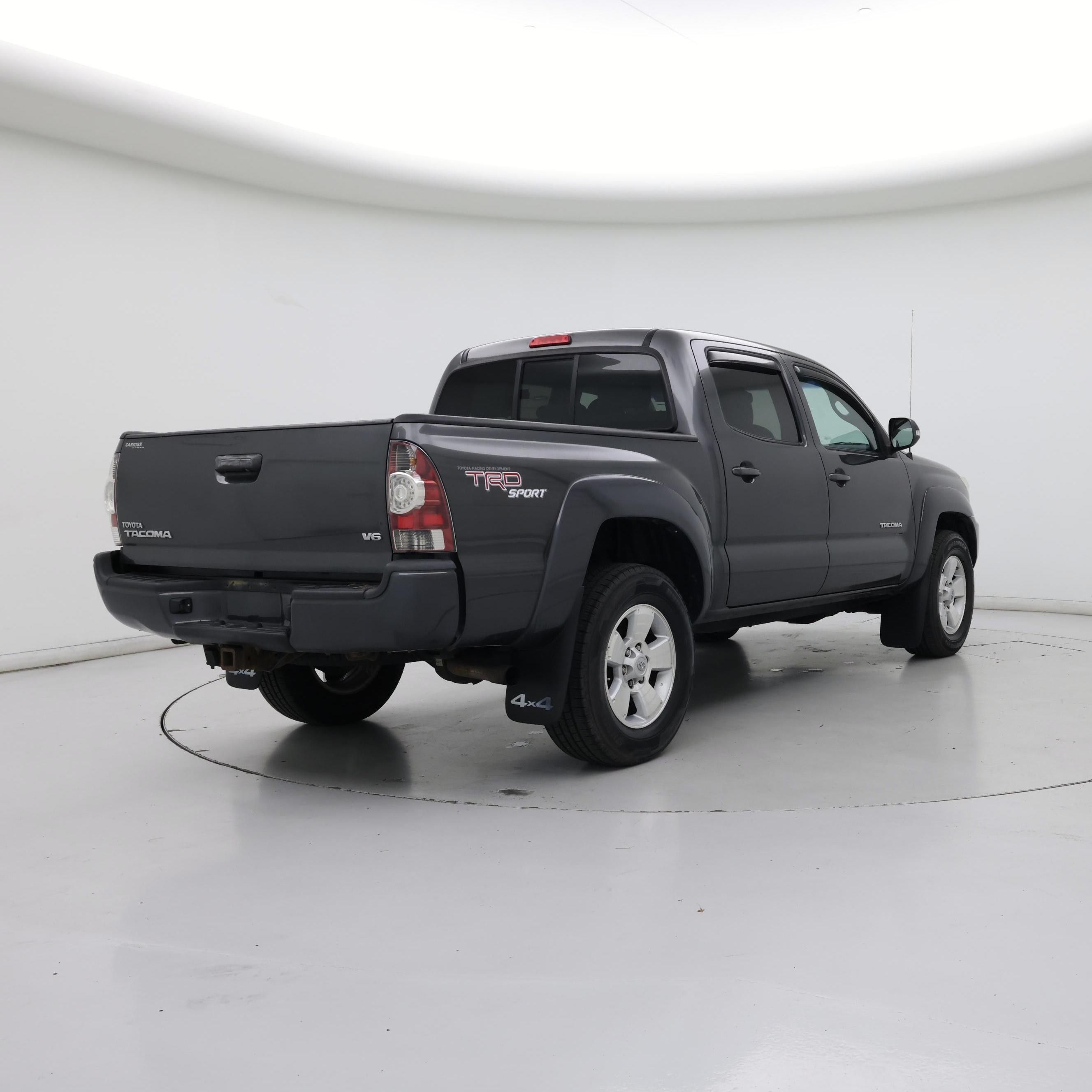 Thumbnail: 2013 Toyota Tacoma - 8