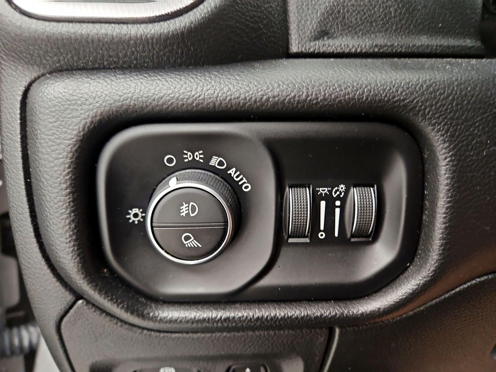 Thumbnail: 2022 RAM 1500 - 13