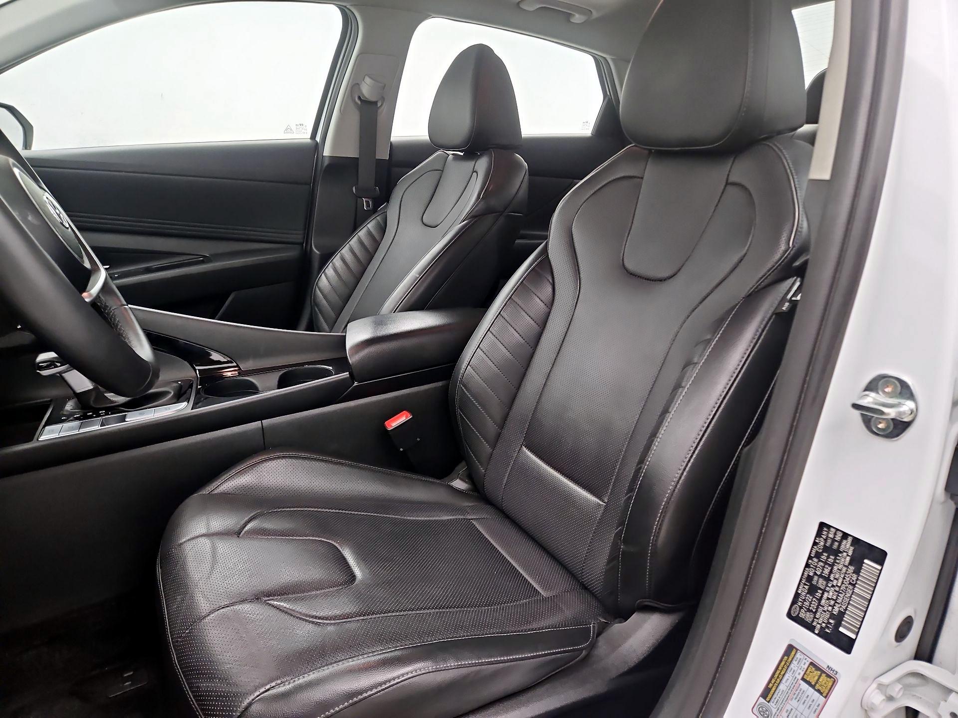 Thumbnail: 2023 Hyundai Elantra - 11