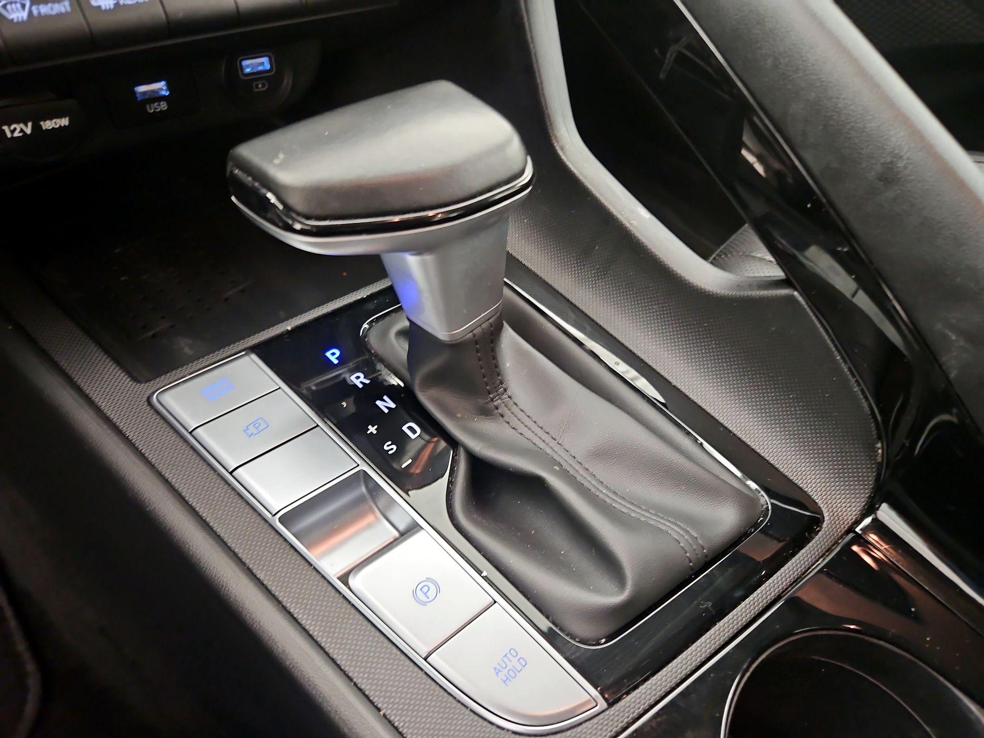 Thumbnail: 2023 Hyundai Elantra - 18