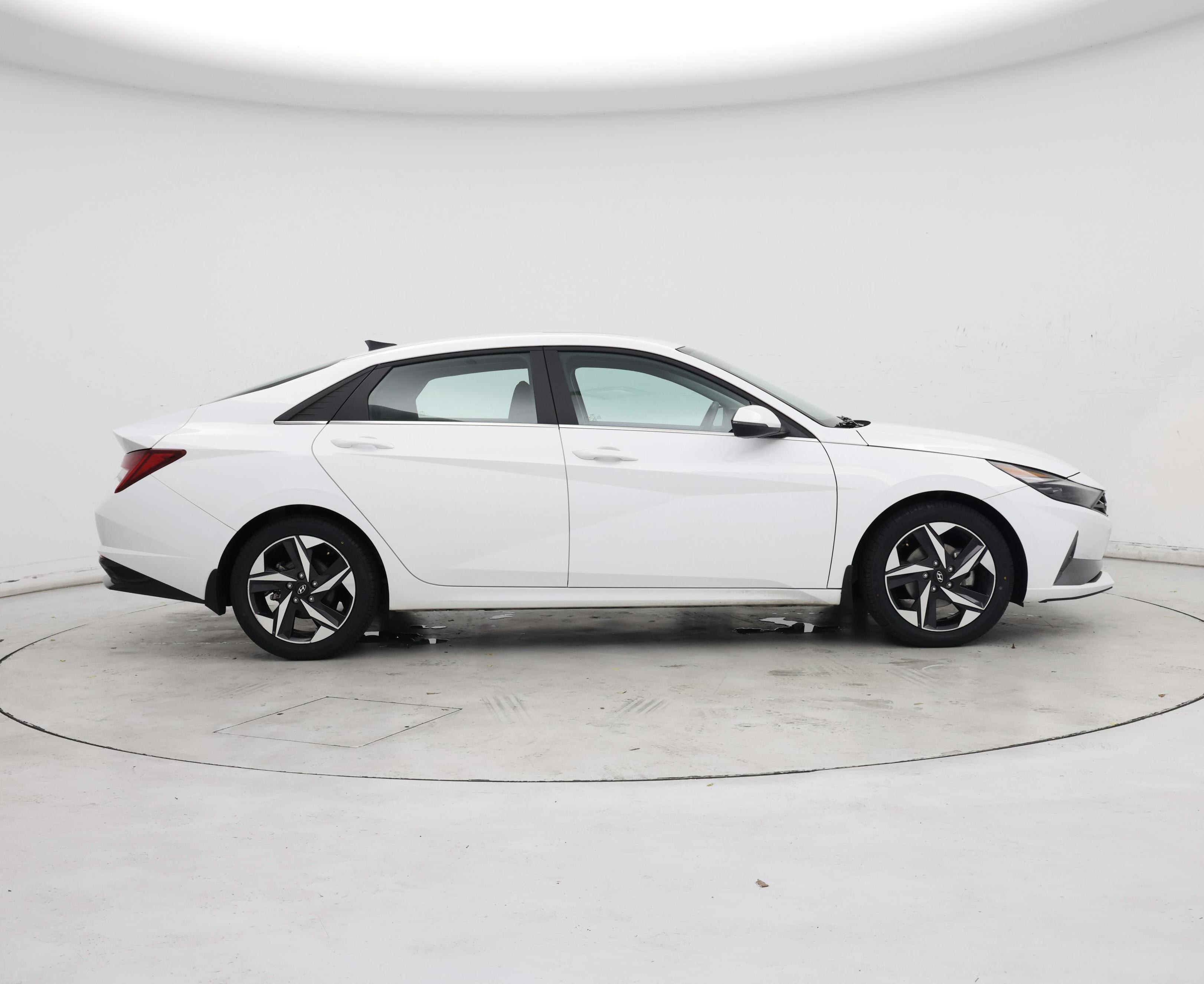 Thumbnail: 2023 Hyundai Elantra - 7