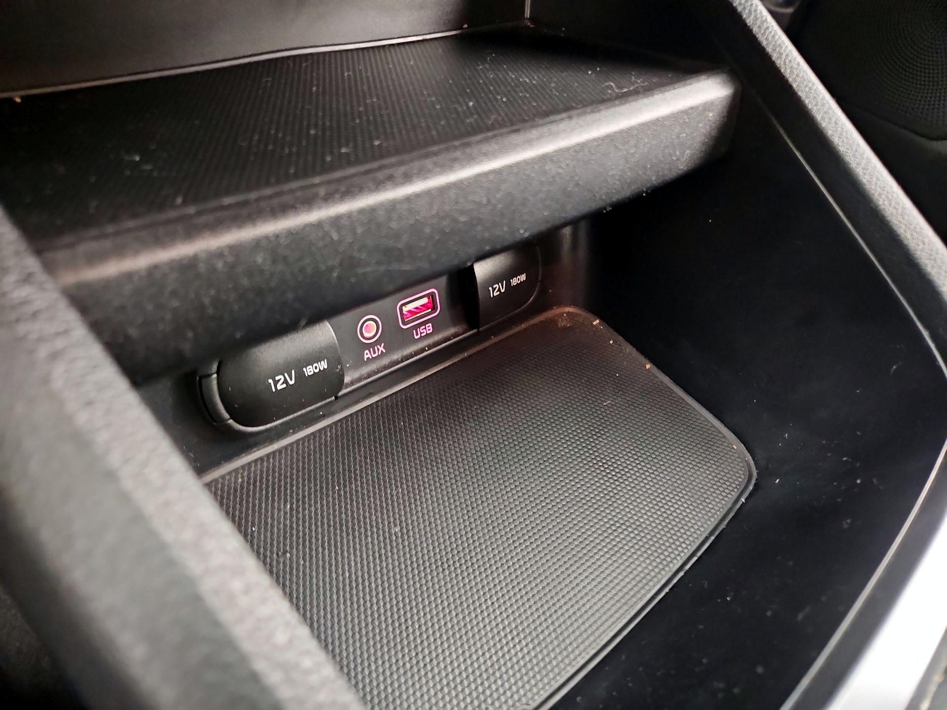 Thumbnail: 2020 Kia Forte - 18