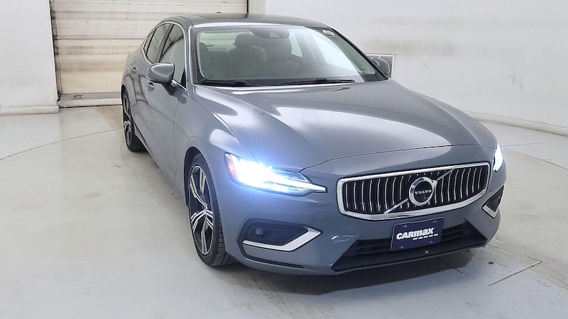 2022 Volvo S60 B5 Inscription Hero Image