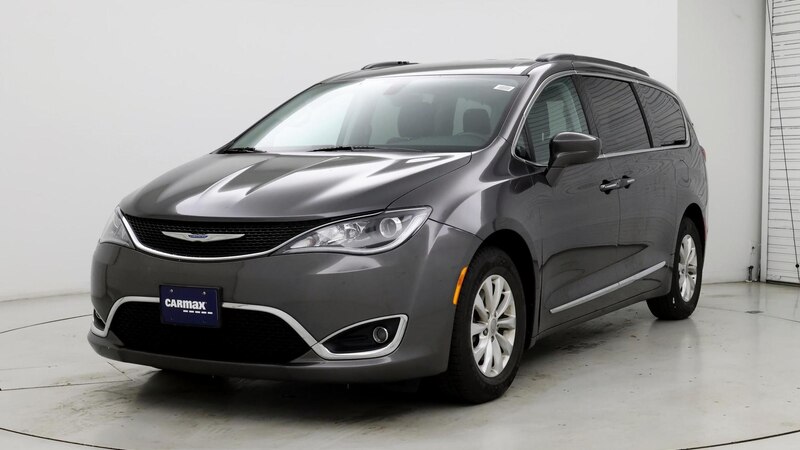 2017 Chrysler Pacifica Touring L 4