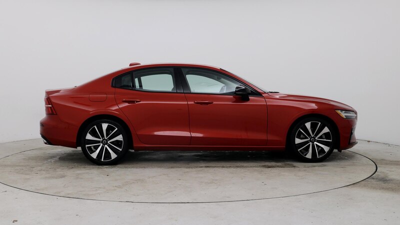 2022 Volvo S60 B5 Momentum 7