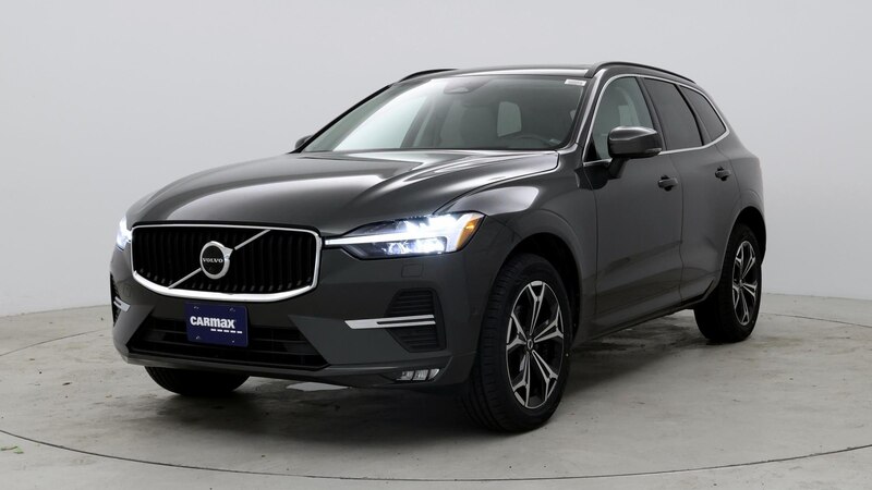 2022 Volvo XC60 B5 Momentum 4