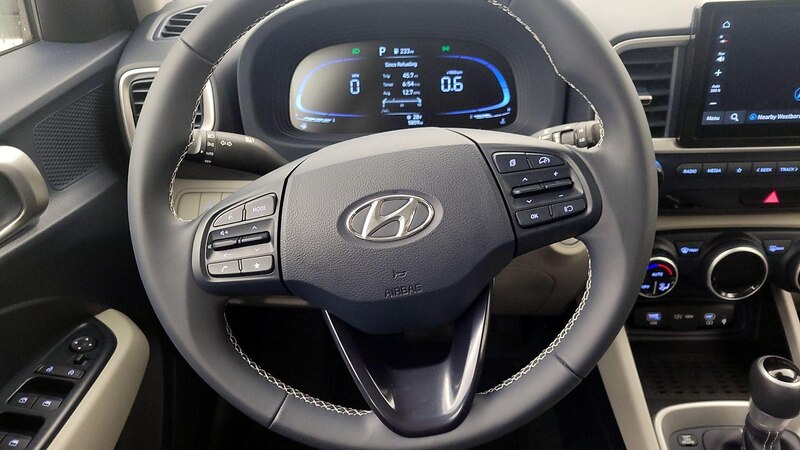 2023 Hyundai Venue Limited 10