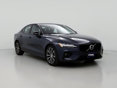 2022 Volvo S60 B5 Momentum -
                Boston, MA