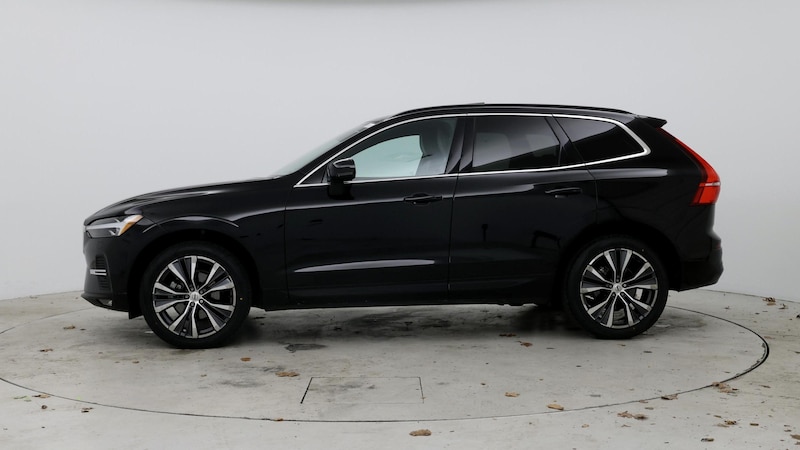 2022 Volvo XC60 B5 Momentum 3