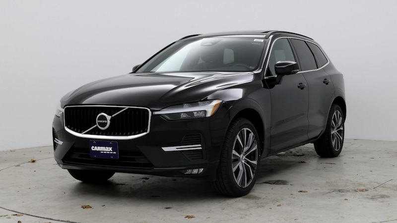 2022 Volvo XC60 B5 Momentum 4