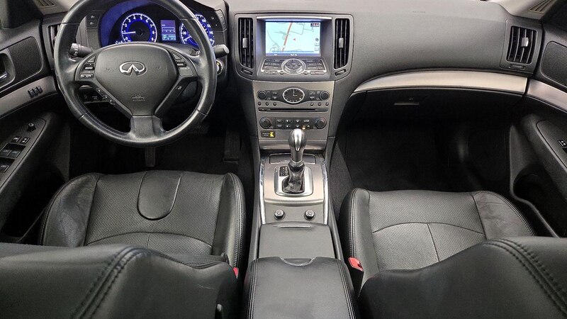 2013 INFINITI G37 Journey 9