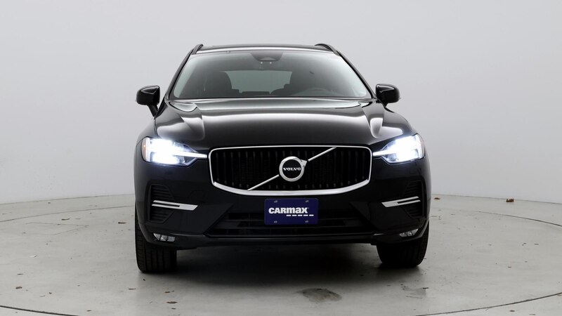 2022 Volvo XC60 B5 Momentum 5