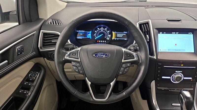 2017 Ford Edge Titanium 10