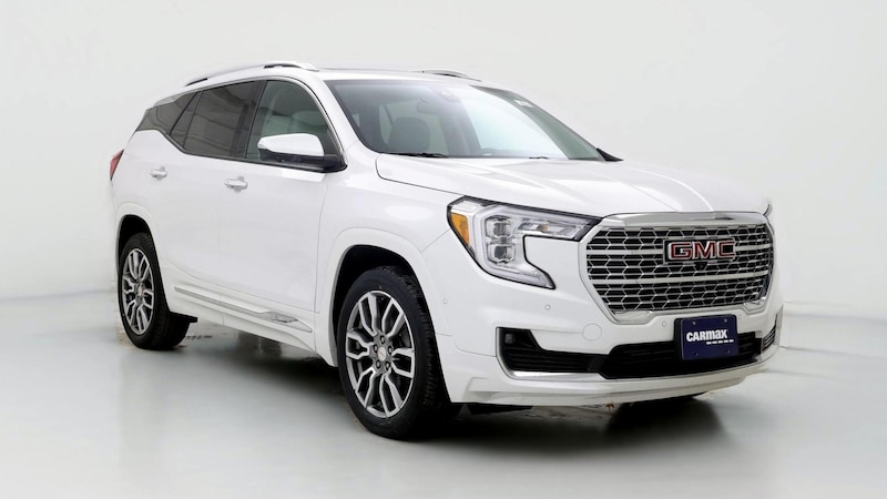 2022 GMC Terrain Denali Hero Image