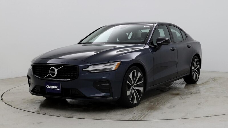 2022 Volvo S60 B5 Momentum 4