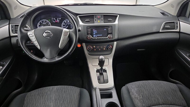 2015 Nissan Sentra SV 9