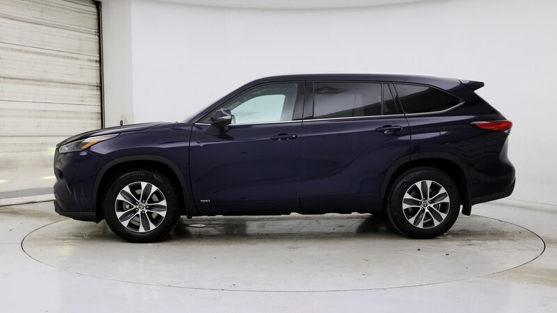 2022 Toyota Highlander XLE 3