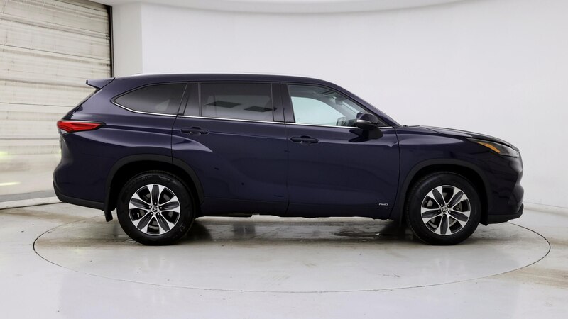 2022 Toyota Highlander XLE 7