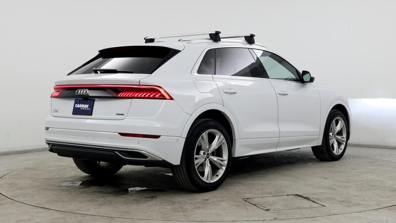 2021 Audi Q8 Premium Plus 8