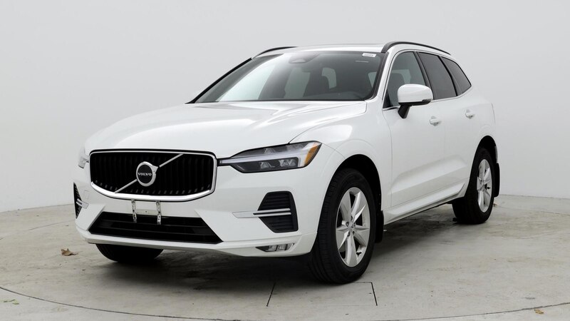 2022 Volvo XC60 B5 Momentum 4