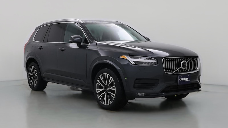 2022 Volvo XC90 T6 Momentum Hero Image